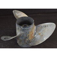 Johnson Evinrude Propeller 384139 13-3/8 x 17 1968 & Up 40 45 50 55 60 65 65+ HP