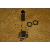 326764 Johnson Evinrude 1985-2012 & Up Wrist Pin & Bearings 120 125 140 200 + HP