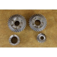 LIKE NEW! 1994-2004 Mercury Mariner Gear Set  850036T 881260A5 850048T 75-125 HP