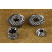 LIKE NEW! 1994-2004 Mercury Mariner Gear Set  850036T 881260A5 850048T 75-125 HP