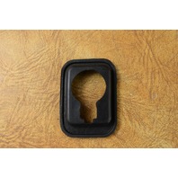 Honda Lower Case Grommet 40106-ZV5-000 Pre-1997-2007 25 30 40 45 50 75 90 + HP