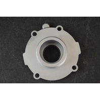 1977-1992 Yamaha Mariner Upper Oil Seal Housing 84736M 30 HP 2 Cylinder