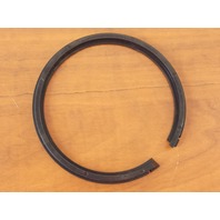 OMC Johnson Evinrude Retainer T-Base 1968-2001 25 - 300 HP 033666