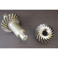 New Old Stock! 1979-1985 Johnson Evinrude Gear Set 982244 21:18