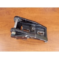 45196A2 Mercury 1970-79 Shock Cylinder Mounting Bracket STBD 60 90 115 140 + HP