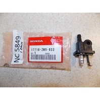 NEW Honda Fuel Connector 17710-ZW9-033  2007 & Older BF 8.8-30/ 40/ 50/ 115/ 130