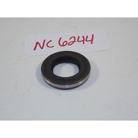 NEW Johnson Evinrude Prop Shaft Oil Retainer 302564 1971-1986 40HP