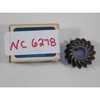NEW Johnson Evinrude Pinion Gear 312108 1968-1975 6HP