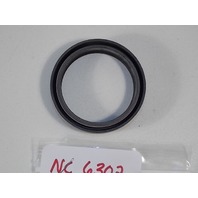 NEW Johnson Evinrude Bearing Carrier Seal 911685 1986-1993