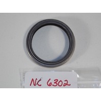 NEW Johnson Evinrude Bearing Carrier Seal 911685 1986-1993