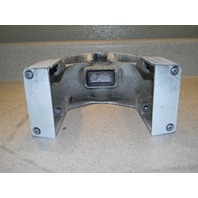 Johnson Evinrude Mount Bracket 322074 1977-1988 40 48 50 55 60 HP