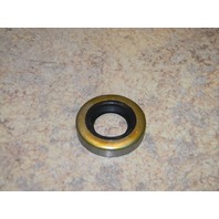 Sierra Oil Retainer Seal 1976 - 1993 1994 1995 9.9 15 HP