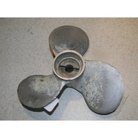 Johnson Evinrude Aluminum Propeller 377635 8-1/4x8-1/2 1968 9.5 HP