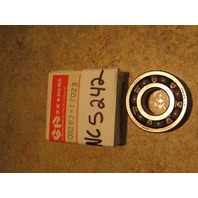 NEW Suzuki Crankshaft Bearing DT2 2.5 1983 - 2009
