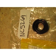 NEW Suzuki Oil Seal 1980 - 1988 DT 9.9 16 20 25 28 35 40 60 HP