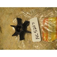 NEW Suzuki Water Pump Impeller 17461-95200 95201 94701 DT 35 40 50 60 65