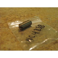 New Johnson Evinrude OMC Screw