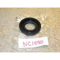 NOS Suzuki Marine Outboard Oil Seal