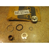 NEW NOS OMC Johnson Evinrude Retainer Bushing 384386