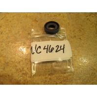 New Mercury Quicksilver Oil Seal 26-96063 897153