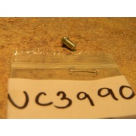 New Johnson Evinrude OMC Pin 303696