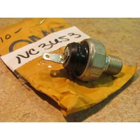 NEW NOS OMC Johnson Evinrude Oil Pressure Switch 979807