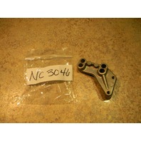 NEW Johnson Evinrude Bracket Lever to Cylinder 304941