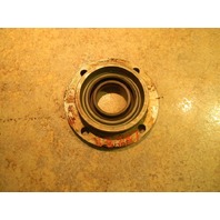 395820 Johnson Evinrude 1968-1992 Crankcase Head 35 40 45 48 50 60 65 70 75 HP