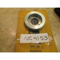 New Johnson Evinrude OMC Oil Retainer Housing 305071