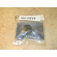NOS Quicksilver Yamaha Mariner Friction Piece Mount 80639M