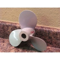 Suzuki Propeller 58111-96131-01T 6 8 9.9 20 25 HP 9X8 Prop