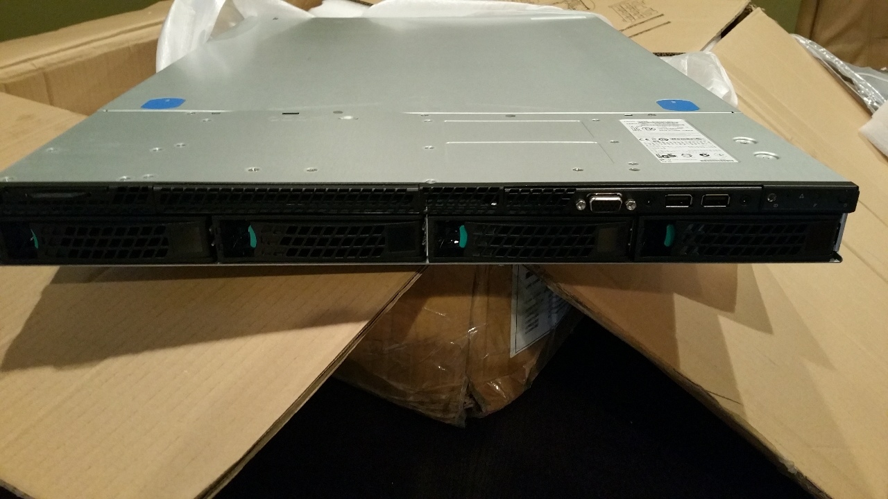 INTEL R1304JP4OC BAREBONES SERVER CHASSIS R1000 G76215003 DUAL PSU