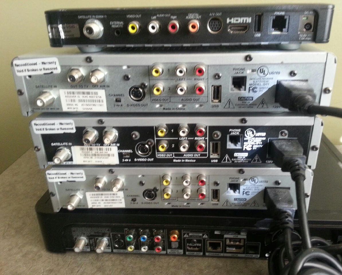 LOT OF 8* DIRECTV SATELLITE RECEIVERS D11 HD H25100 SL3S4NR202