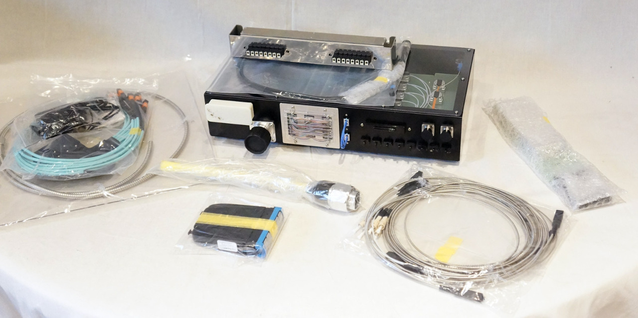 FAFL COMMSCOPE FIBER OPTICS KIT / PANEL 360DM24LCSM WITH LOTS OF