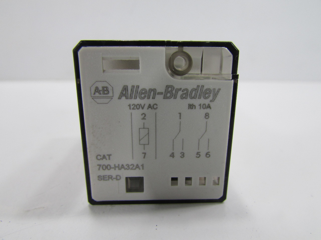 ALLEN BRADLEY 700HA32A1 RELAY SER. D W/ CAT NO. 700HN125 BASE