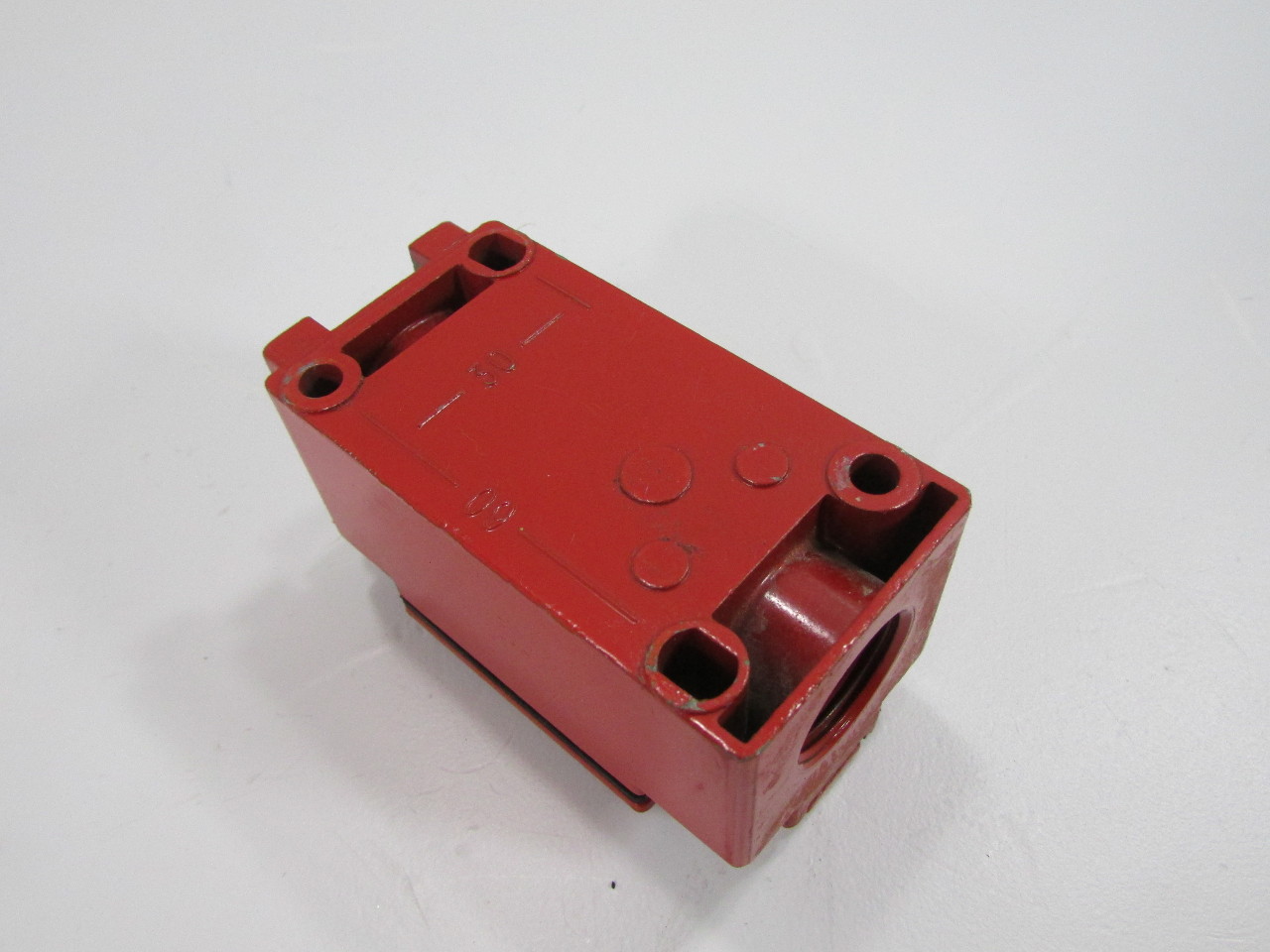 TELEMECANIQUE XCKJ....H7 LIMIT SWITCH Premier Equipment Solutions, Inc.