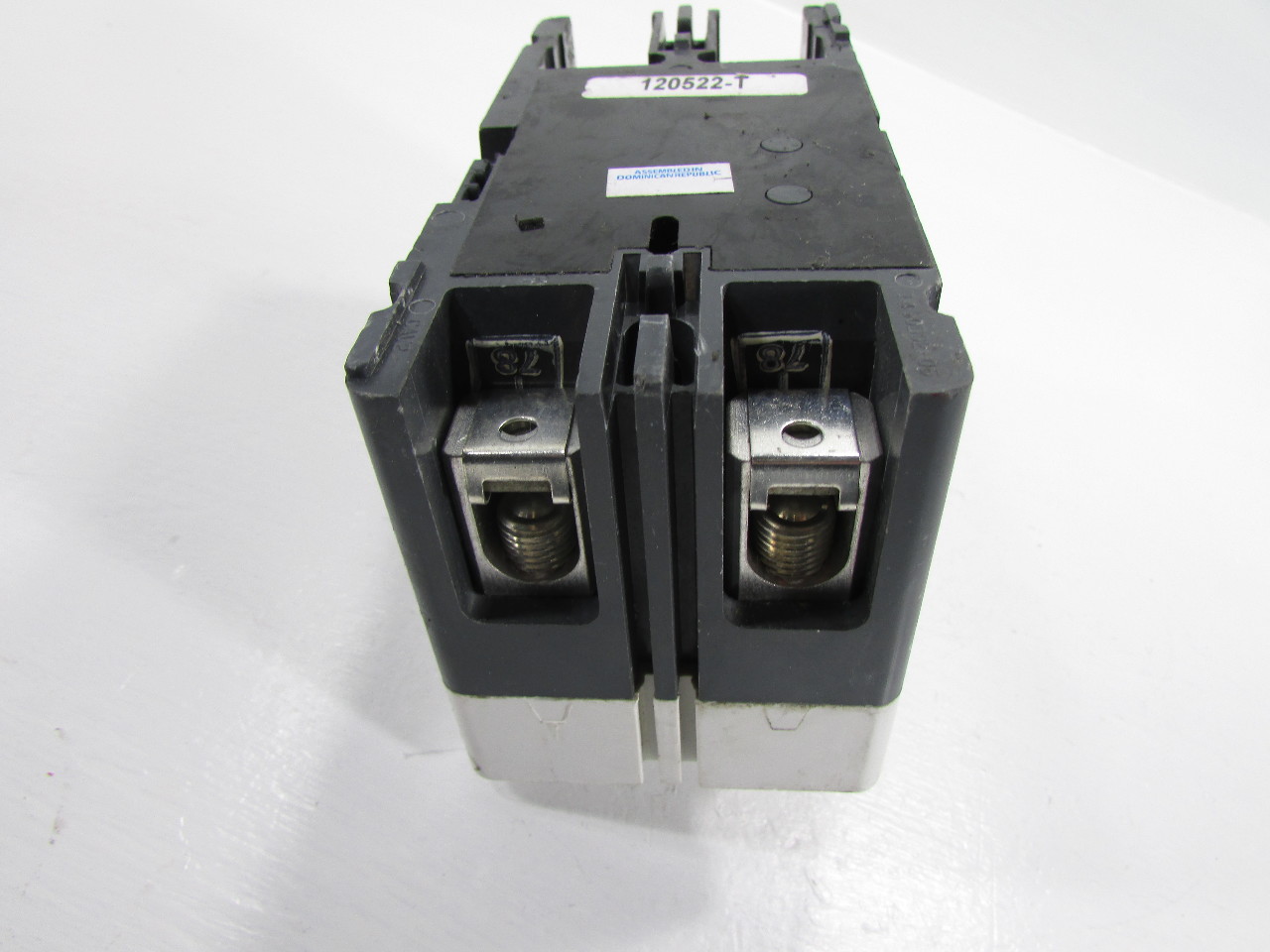 EATON HFD65k CAT HFD2200 INDUSTRIAL CIRCUIT BREAKER 200 AMPS 2 P0LES