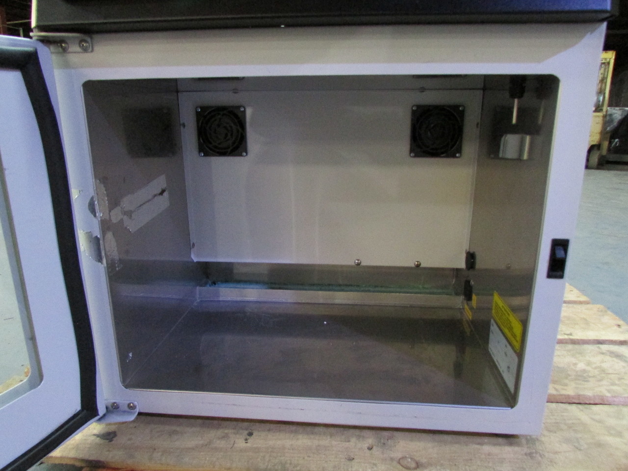 * HELMER PC100 PLATELET STORAGE SYSTEM INCUBATOR Premier Equipment