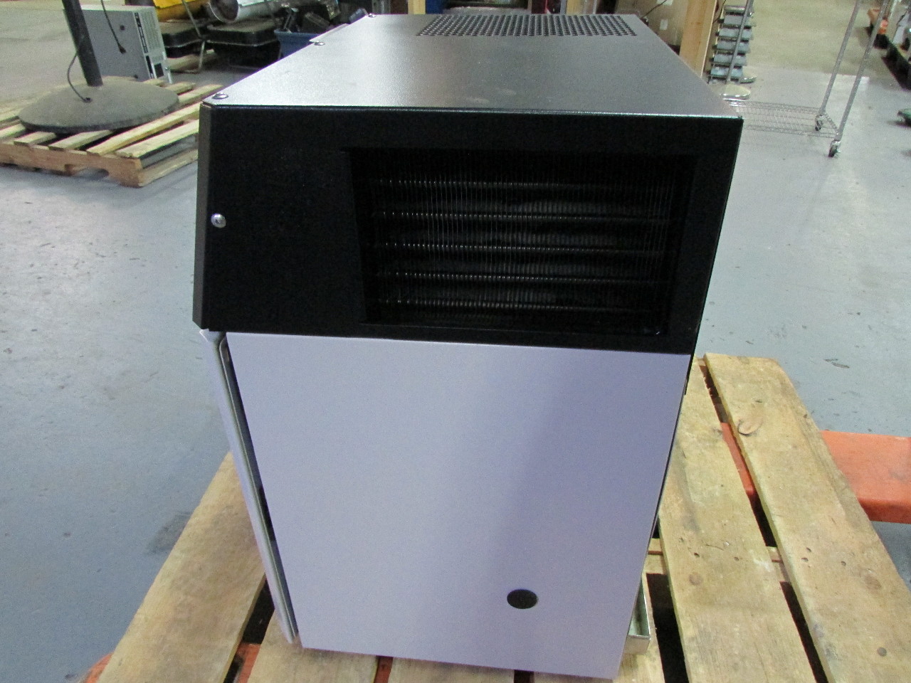 * HELMER PC100 PLATELET STORAGE SYSTEM INCUBATOR Premier Equipment