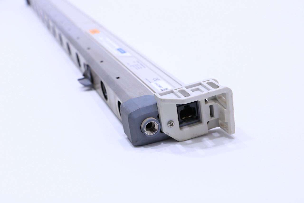 KEYENCE SJE084A STATIC SENSING IONIZER BAR Premier Equipment