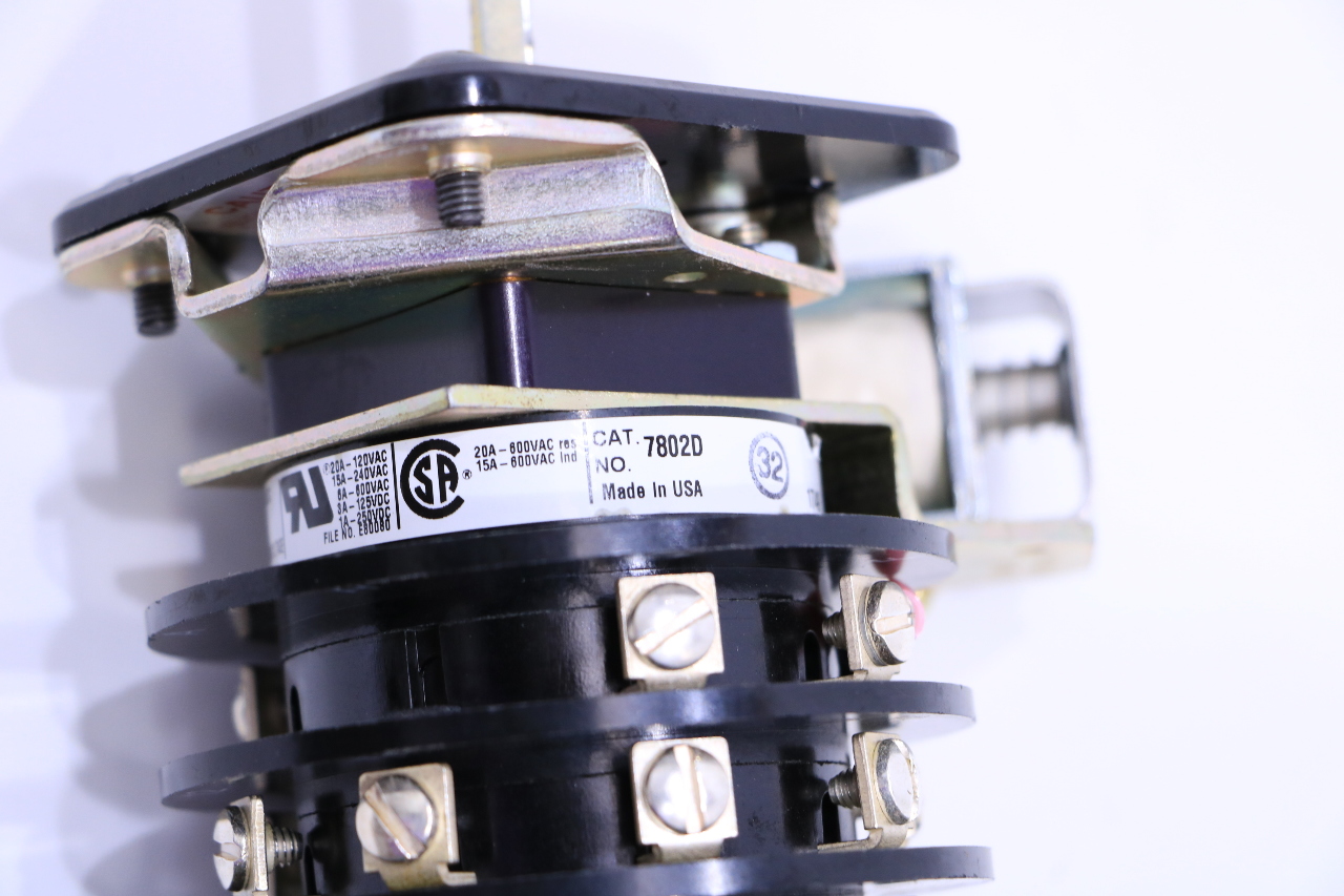 ELECTROSWITCH 7802D LOCK OUT RELAY SWITCH Premier Equipment Solutions