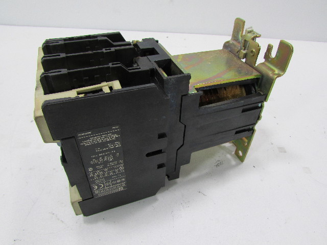 TELEMECANIQUE LP1 D80004 24V COIL CONTACTOR 125A