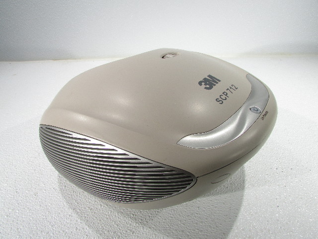 3M VIKUITI SC712 SUPER CLOSE PROJECTOR