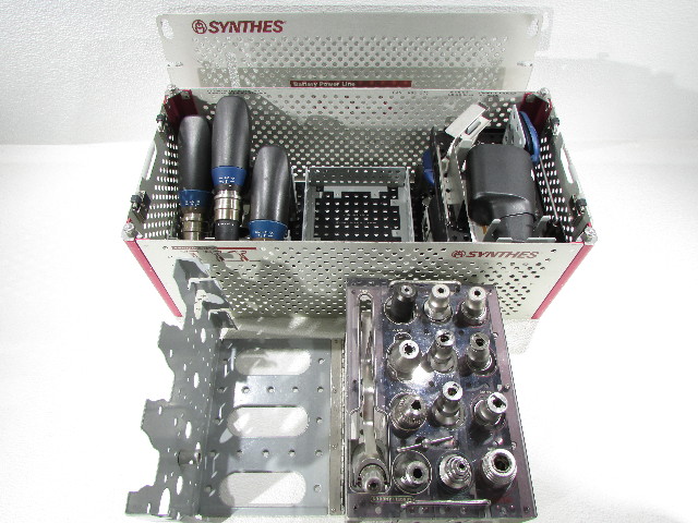 * SYNTHES BATTERY POWER LINE 23 PIECES SET