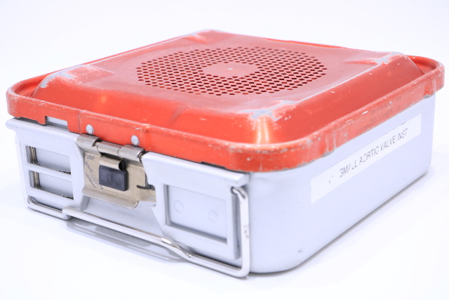 * AESCULAP DBP STERIL STERILIZATION CONTAINER CASE W/ BASKET 10-1/4 x 10-1/4 x 3-3/4"