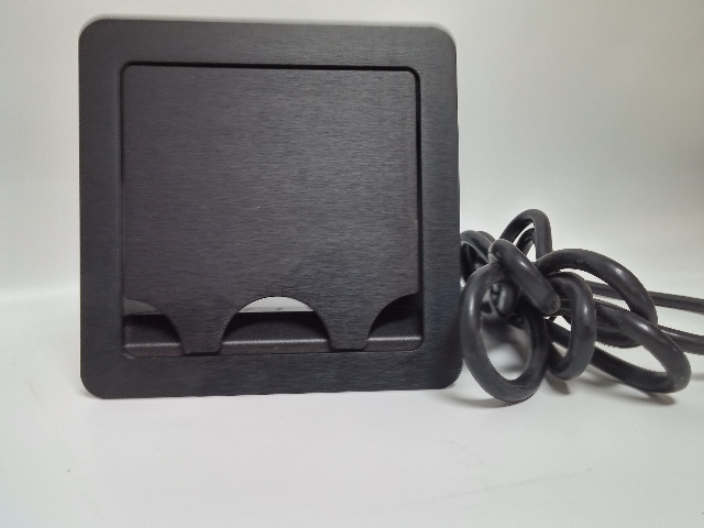 EXTRON CABLE CUBBY 600 UNIT BLACK with US AC Module