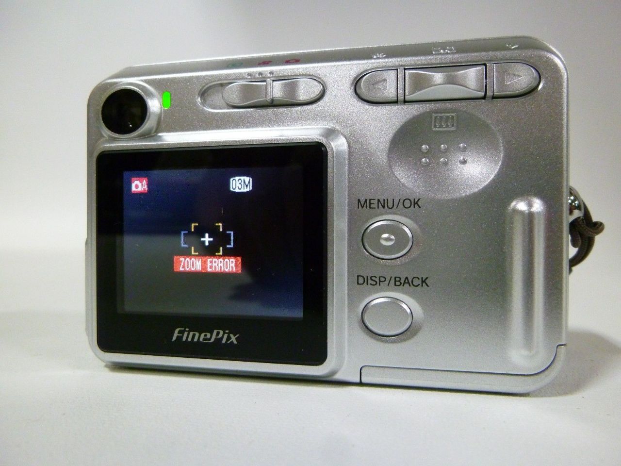 Menselijk ras hulp afschaffen Fujifilm FinePix A350 5.2 MP Digital Camera, Disc & Cables ~ Parts or  Repair ~ | ElectronicDepot USA