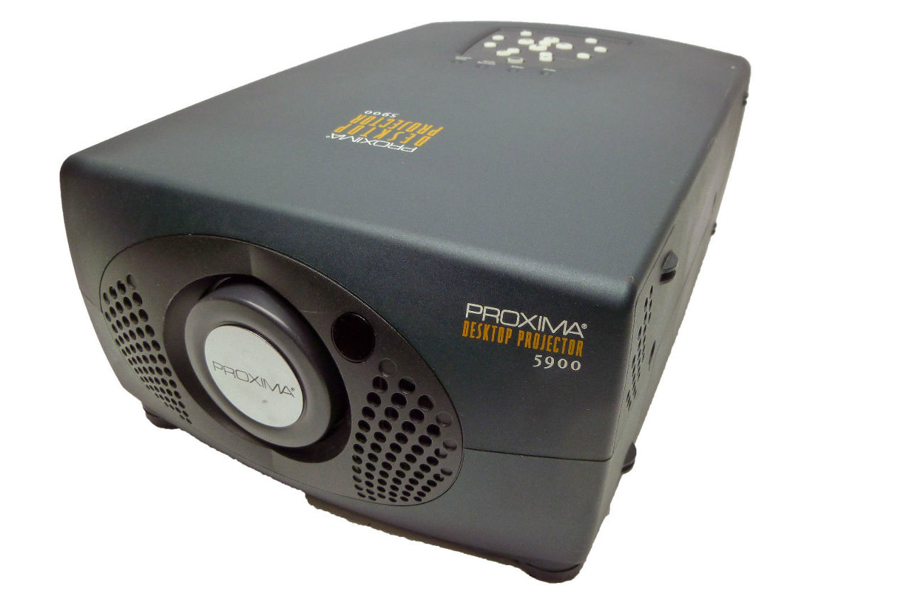 Proxima DP5900 TriLCD Projector, Powers on and displays image, sold AS