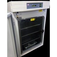 Thermo Forma Series II Water Jacketed CO2 Incubator Model 3130
