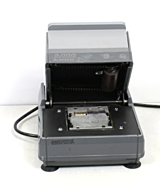 Newbold Addressograph 2000 Healthcare Series Card Embosser Imprinter